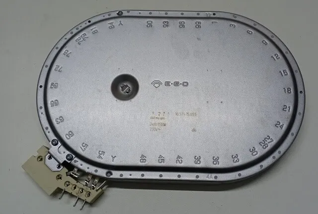 не работает индукционная конфорка варочной панели Электролюкс не работает индукционная конфорка варочной панели Electrolux